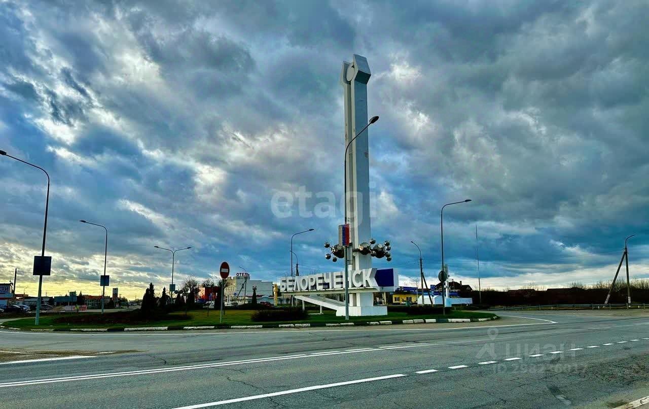 Купить загородную недвижимость на улице Первомайская в городе Белореченск,  продажа загородной недвижимости - база объявлений Циан. Найдено 2 объявления