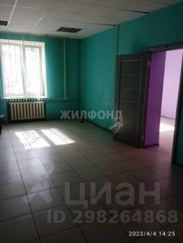 3-комн.кв., 70 м², этаж 1