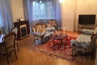 4-комн.кв., 154 м², этаж 3