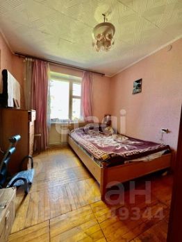 4-комн.кв., 77 м², этаж 3