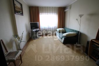 3-комн.кв., 80 м², этаж 3