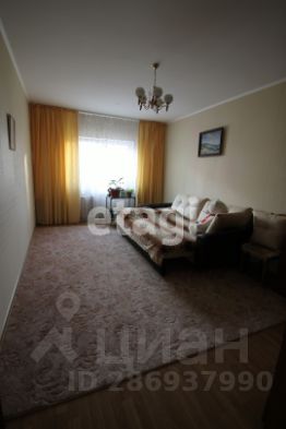 3-комн.кв., 80 м², этаж 3