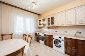 3-комн.кв., 74 м², этаж 2