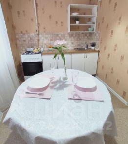 2-комн.кв., 54 м², этаж 1