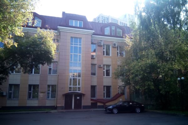 Административное здание на ул. Маломосковская, 10