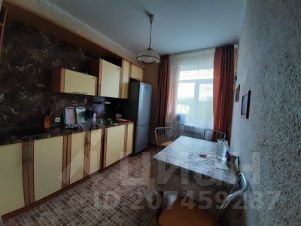 2-комн.кв., 45 м², этаж 3