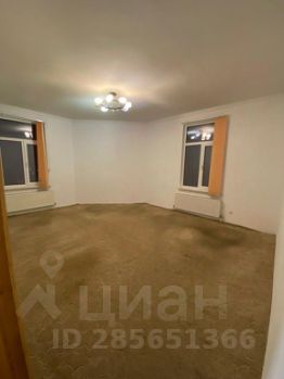 4-комн.кв., 166 м², этаж 3