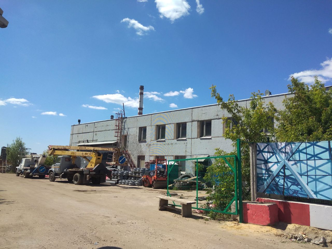 Складском комплексе на ул. Автозаводская, 23