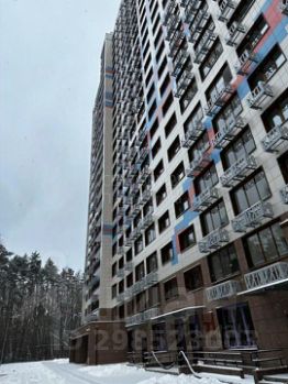 2-комн.кв., 76 м², этаж 19