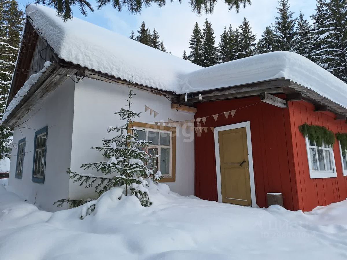 Купить загородную недвижимость на улице Чапаева в поселке Черноисточинск,  продажа загородной недвижимости - база объявлений Циан. Найдено 1 объявление