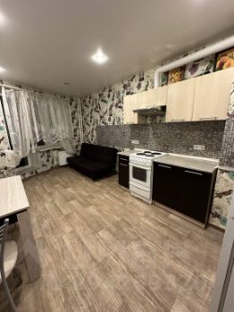 1-комн.кв., 42 м², этаж 3