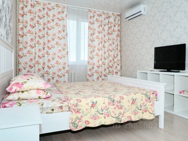 1-комн., 40 м², 1/1 этаж