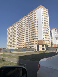 2-комн.кв., 53 м², этаж 1