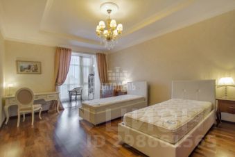 3-комн.кв., 124 м², этаж 4