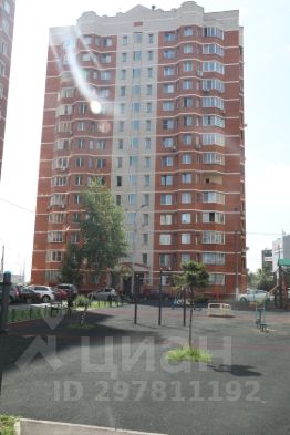 3-комн.кв., 93 м², этаж 1