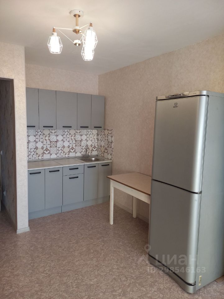 Машиностроителей 35