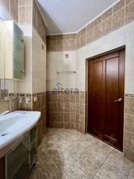 3-комн.кв., 95 м², этаж 4