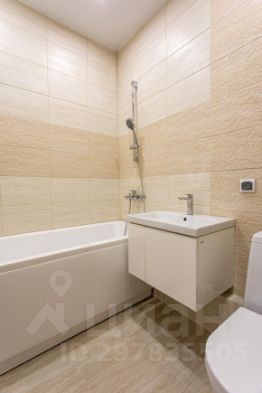 2-комн.кв., 54 м², этаж 13