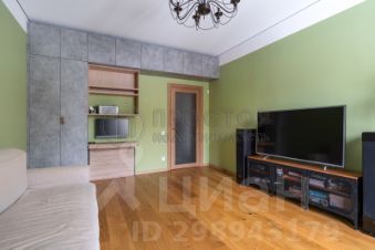 4-комн.кв., 87 м², этаж 3