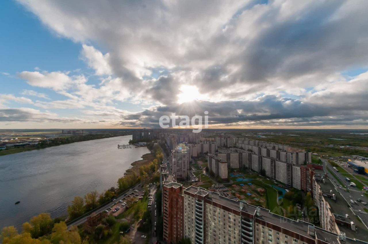 Элитные 4-комнатные квартиры рядом с метро Рыбацкое, купить элитное жильё  бизнес-класса. Найдено 6 объявлений.