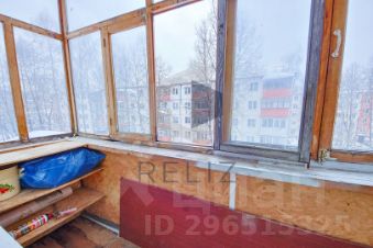 2-комн.кв., 43 м², этаж 3