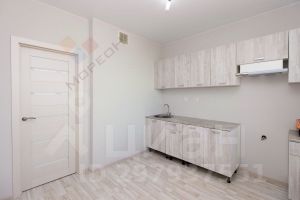 2-комн.кв., 50 м², этаж 22