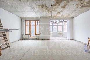 4-комн.кв., 248 м², этаж 2