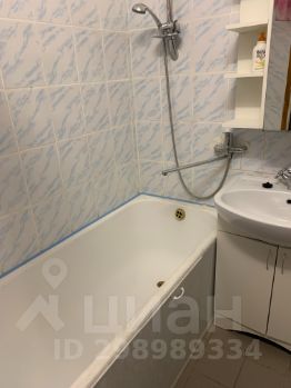 1-комн.кв., 32 м², этаж 3