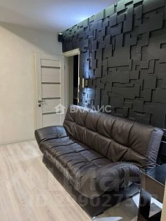 3-комн.кв., 90 м², этаж 3