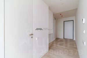 2-комн.кв., 70 м², этаж 18