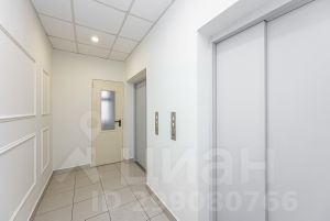 2-комн.кв., 77 м², этаж 3