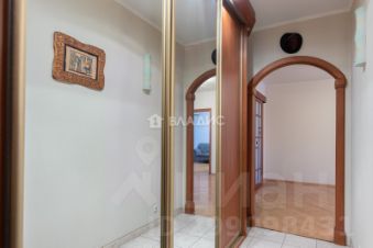 4-комн.кв., 104 м², этаж 9