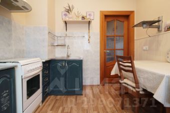 3-комн.кв., 81 м², этаж 3