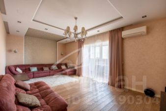 4-комн.кв., 140 м², этаж 9