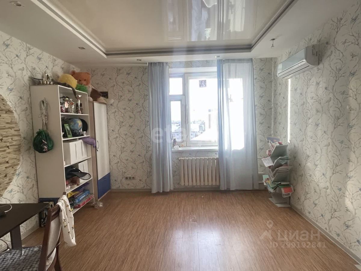 Купить трехкомнатную квартиру 81,5м² просп. Альберта Камалеева, 12, Казань,  Татарстан респ. - база ЦИАН, объявление 299192841