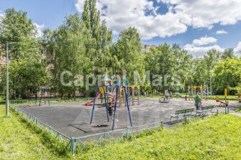 2-комн.кв., 64 м², этаж 18