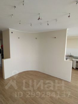 3-комн.кв., 76 м², этаж 4