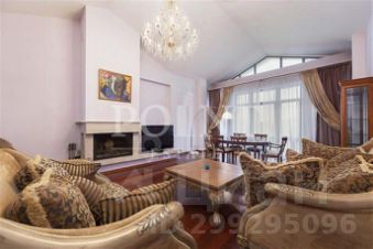 4-комн.кв., 225 м², этаж 7