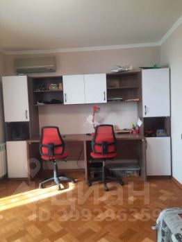 3-комн.кв., 138 м², этаж 9