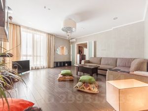 2-комн.кв., 94 м², этаж 18