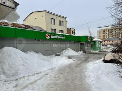 2-комн.кв., 49 м², этаж 3