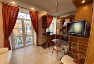 2-комн.кв., 73 м², этаж 3