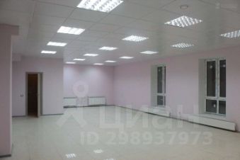 торг. площадь 130 м², этаж 1