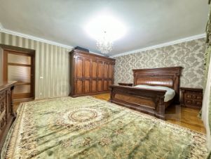 3-комн.кв., 137 м², этаж 5