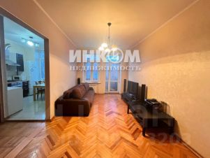 3-комн.кв., 82 м², этаж 3