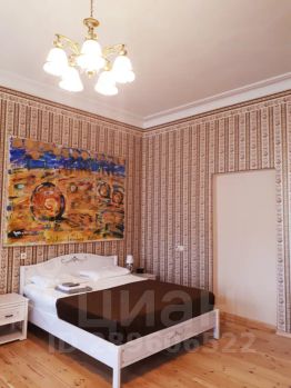 2-комн. кв 53 м2, 2/4 эт