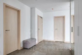 2-комн.кв., 90 м², этаж 16