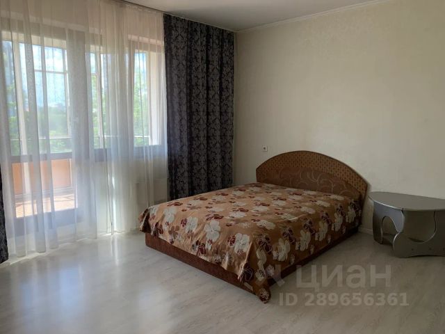 1-комн., 40 м², 3/10 этаж