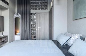 2-комн.кв., 90 м², этаж 4