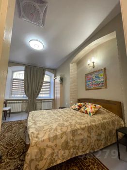 2-комн. кв 65 м2, 2/4 эт